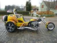 V8 Trike gelb flame
