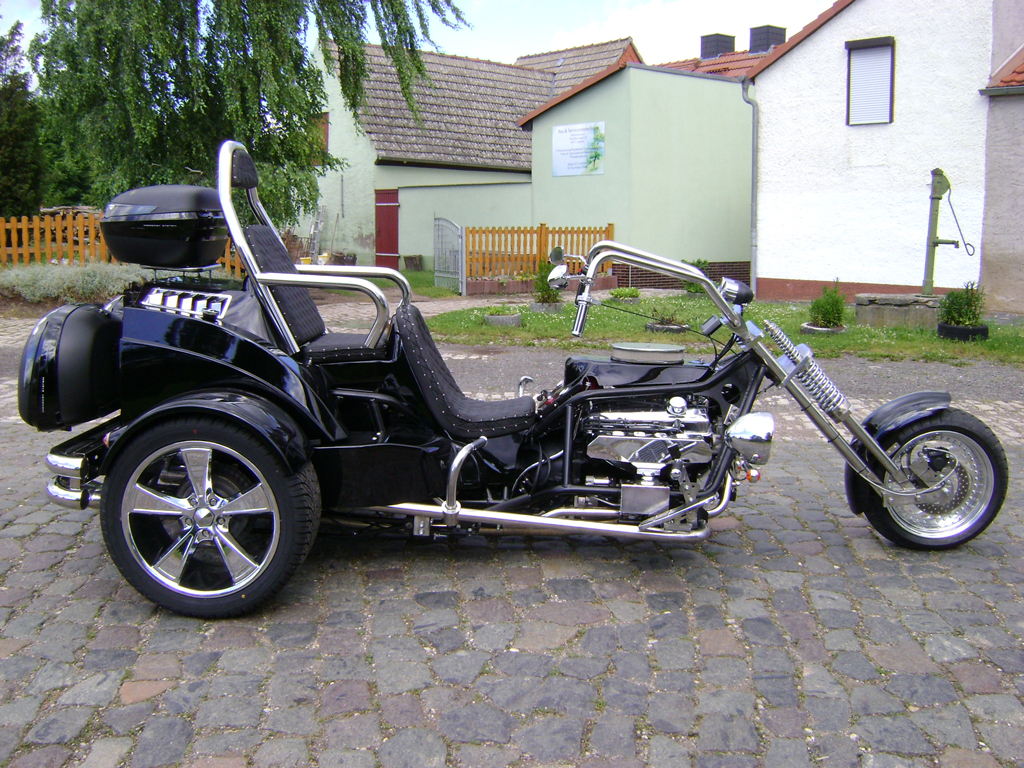 Custom Trike Black